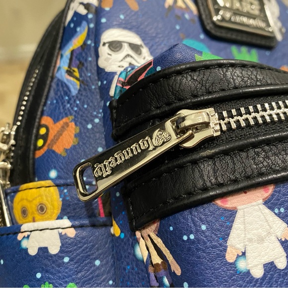 Loungefly - Starwars Edition - Picture 6 of 10